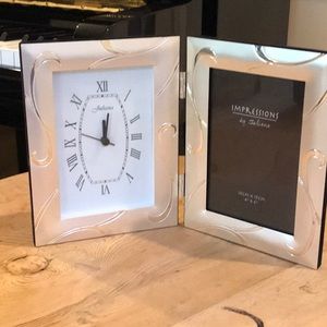 Impressions silver plated photo frame with clock